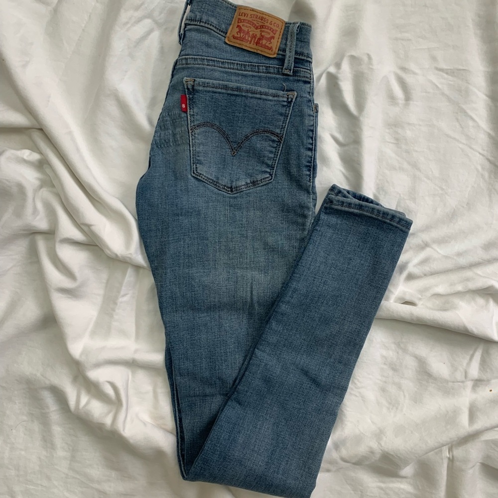 Levi’s 710 super skinny jeans, 25